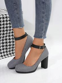Của phụ nữ Đồ họa Houndstooth Cao gót - Đen và trắng - Xem 3