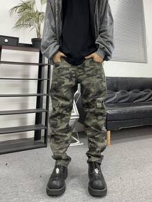 Manfinity EMRG Men's Camouflage Jeans - Army Green - View 6
