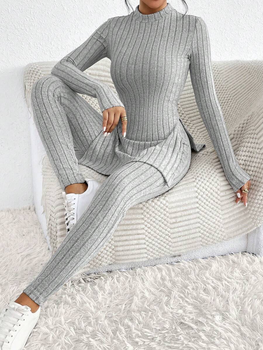 SHEIN Frenchy 高仿毛衣領家庭裝配子jacquard紋理分裂式下擺tee和打底褲 - 灰色 - 查看 1