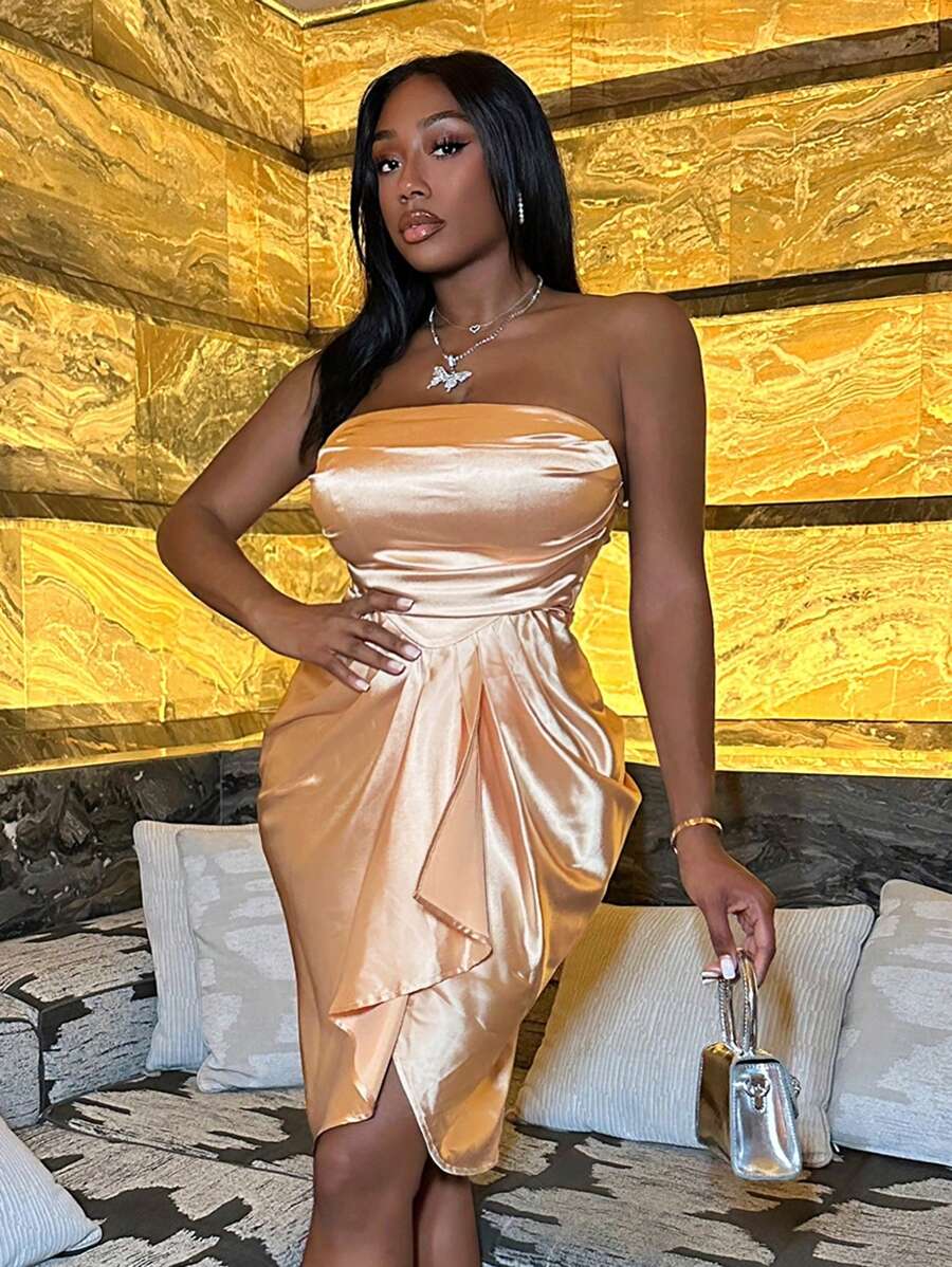 Slaydiva Vestido tubo ribete con fruncido bajo cruzado de satén - Albaricoque - Ver 1