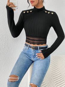 SHEIN Frenchy 蕾絲邊紐扣細節小高領短款T恤 - 黑色 - 查看 1