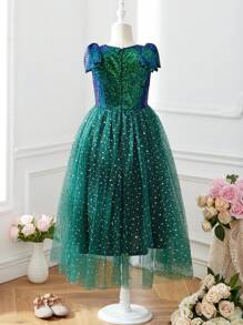 Tween Girls Partywear for Christmas - Green - View 2