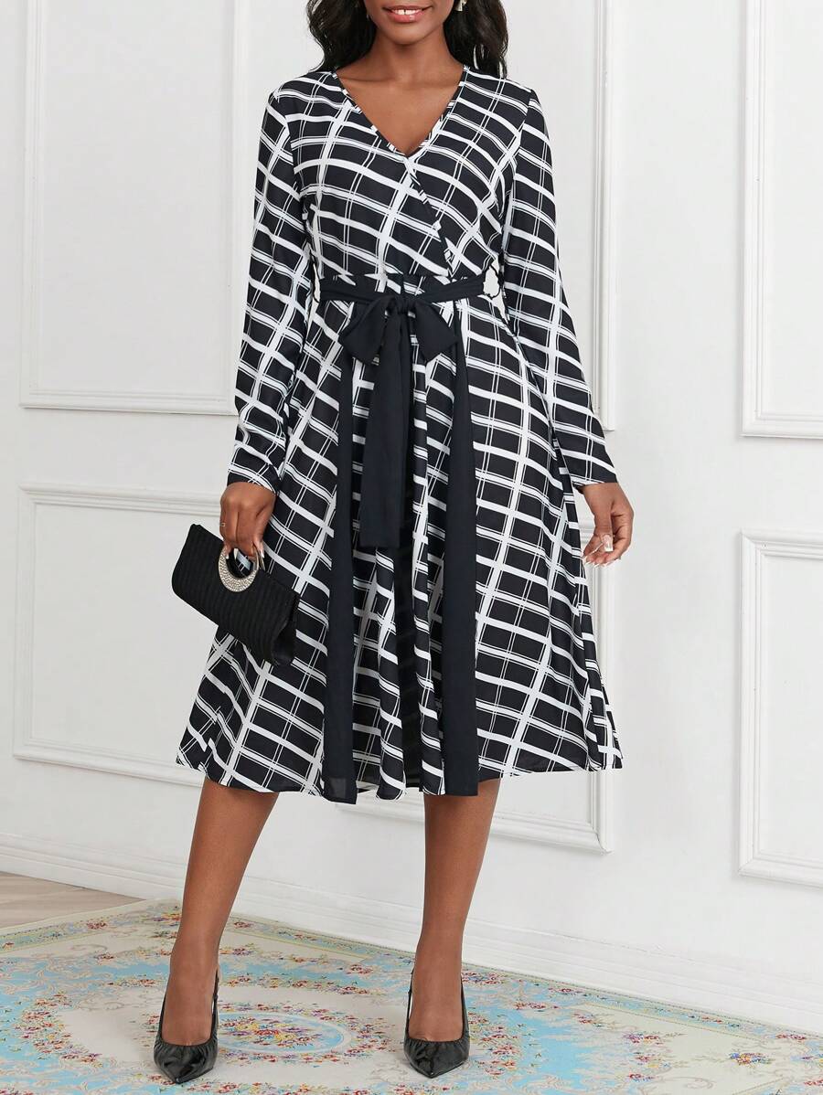 SHEIN Lady In kẻ sọc Váy có thắt lưng - Đen và trắng - Xem 1