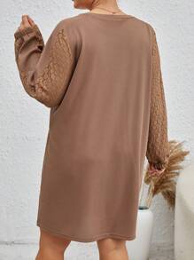 SHEIN LUNE 大码蕾丝撞色圆领长袖连衣裙 - 棕色 - 查看 2