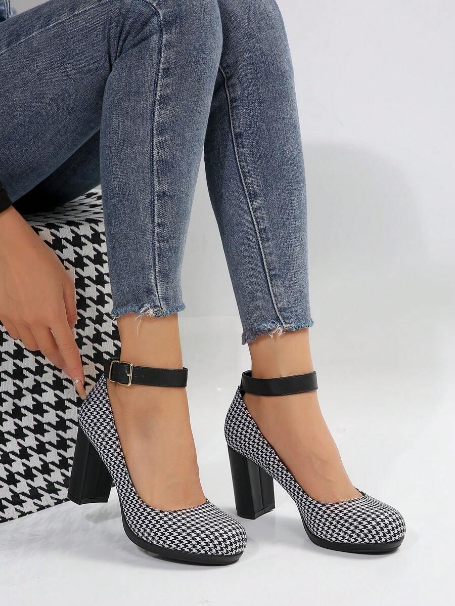 Của phụ nữ Đồ họa Houndstooth Cao gót - Đen và trắng - Xem 1
