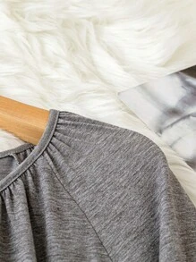 SHEIN LUNE 大尺碼t卹 - 灰色 - 查看 3