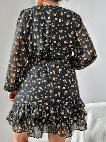 RueChic Talla grande floral patrón de manga farol Vestido con con fruncido bajo con capas ( Cinturón no incluido ) - Multicolor - Ver 2