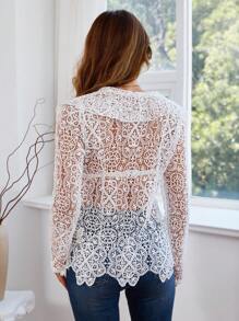 Aveloria Blusa con botón delantero con encaje sin sujetador