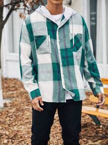 Manfinity Hypemode Áo sơ mi nam có mũ trùm đầu có kích thước Plus Size Patch Pocket - màu xanh lá - Xem 5