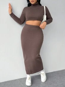SHEIN EZwear Plus Size Solid Color Turtleneck Crop Top And Skirt Set - Brown - View 3