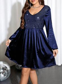 Celure Plus Size V-neck Shiny Panel Velvet Dress - Navy Blue - View 5