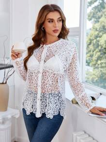 Aveloria Blusa con botón delantero con encaje sin sujetador