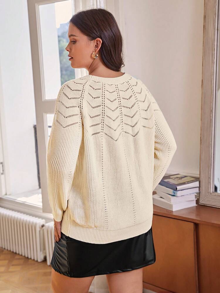 Plus Size Hollow Out Round Neck Knitted  Raglan Sleeves Sweater