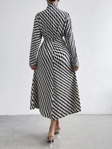 SHEIN Essnce In Toàn bộ Viền mặt trước Đầm - màu đen - Xem 3
