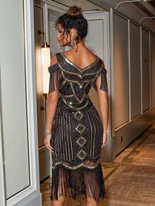 Vintage V-Neck Cold Shoulder Sleeveless Sequin Fringe Trim Bodycon Dress Cocktail Semi Formal Prom Wedding Guest Dress, For Birthday, Graduation, Dinner, Homecoming