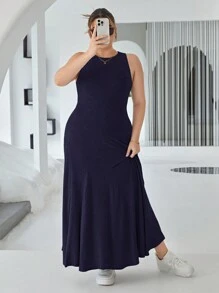 SHEIN Essnce Vestido De Tirantes Sólido De Talla Grande