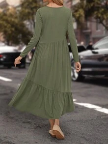 EMERY ROSE Vestido smock unicolor bajo con fruncido - Verde militar - Ver 2