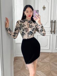 EastFlair 新款中式旗袍领性感镂空印花女士上衣 - 杏色 - 查看 5