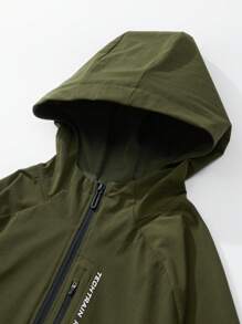 Manfinity Sport Corelite Chaqueta deportiva con capucha con cremallera para hombre con gráficos de letras en la parte superior de entrenamiento