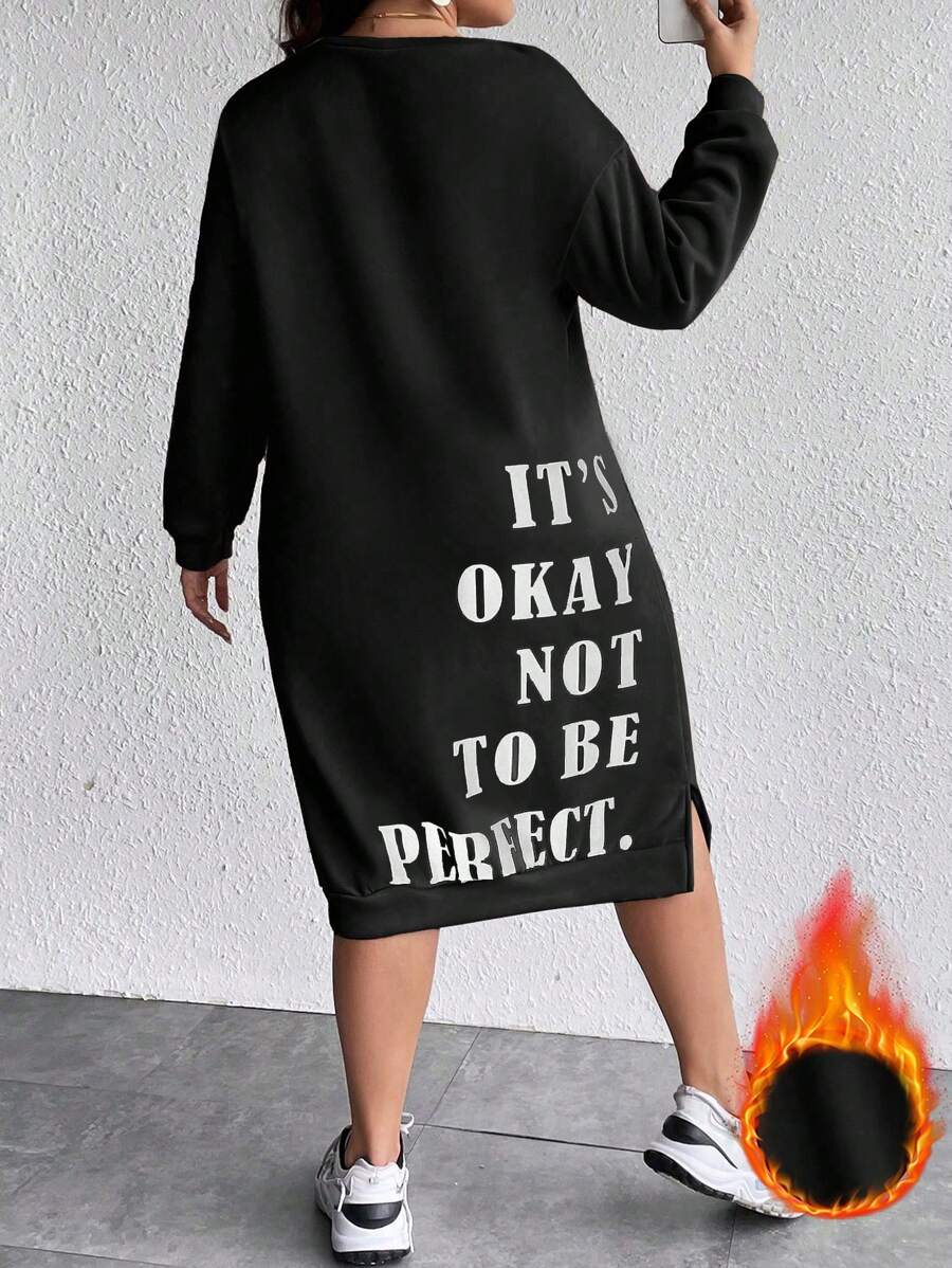 SHEIN LUNE Plus Slogan Graphic Drop Shoulder Split Hem Sweatshirt Dress Graduation,Back To School Outfits,Graduation,Teacher Outfits For Women,Back To School Pullover Fall Outfit Winter Autumn - Black - View 1
