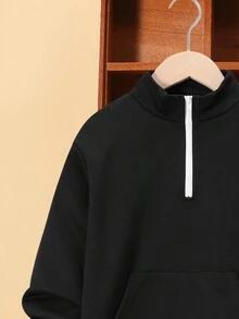 SHEIN Tween Boy Letter Patched Kangaroo Pocket Half Zip Sweatshirt & Sweatpants - Black and White - View 5