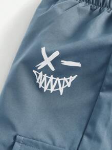 SHEIN Chàng trai trẻ Đồ họa Hoạt hình Túi có nắp Quần Cargo - Màu xanh lam - Xem 3