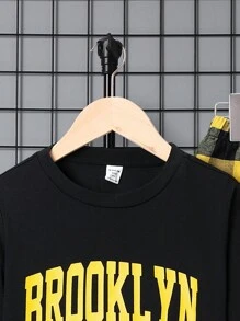 SHEIN 男大童字母圖案T恤&大格紋長褲睡衣套裝 - 黃色 - 查看 6