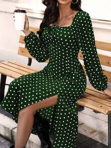 SHEIN Frenchy Của phụ nữ Giải trí In vết tròn Polka Cổ vuông Cái nĩa cao Hem Đầm - Màu xanh lá cây đậm - Xem 3