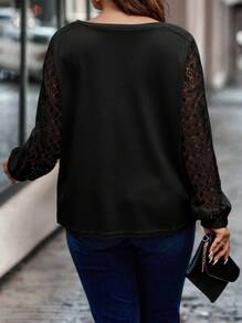 EMERY ROSE Plus Contrast Lace Lantern Sleeve Tee Fall Cloth For Women - Black - View 2