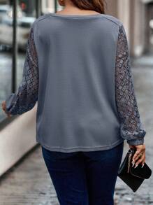 Calvaya 大碼蕾絲拼接插肩袖T恤 - 霧霾藍 - 查看 2
