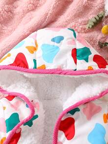 SHEIN 女婴爱心印花泰迪熊连帽夹棉外套 - 彩色 - 查看 5