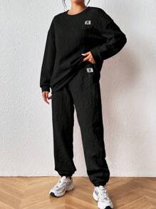 Áo nỉ và quần nỉ có miếng vá chữ - màu đen - Xem 3