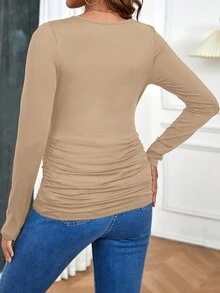 SHEIN 孕婦素色褶邊T恤 - 杏色 - 查看 2