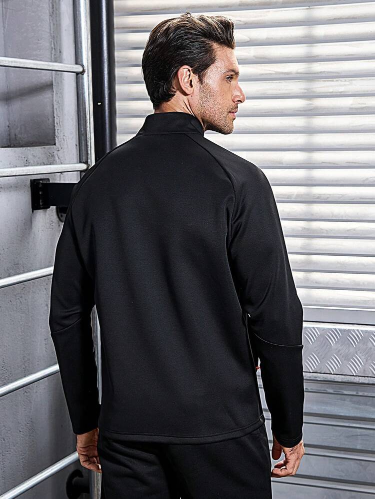 Boyfriend Style Men Letter Graphic Raglan Sleeve Zipper Pocket Hooded Sports Jacket Workout Tops Sports Jacket