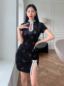 EastFlair 風新款旗袍領絨面蝴蝶圖案印花,精美蕾絲對比色女裝連衣裙 - 黑色 - 查看 1