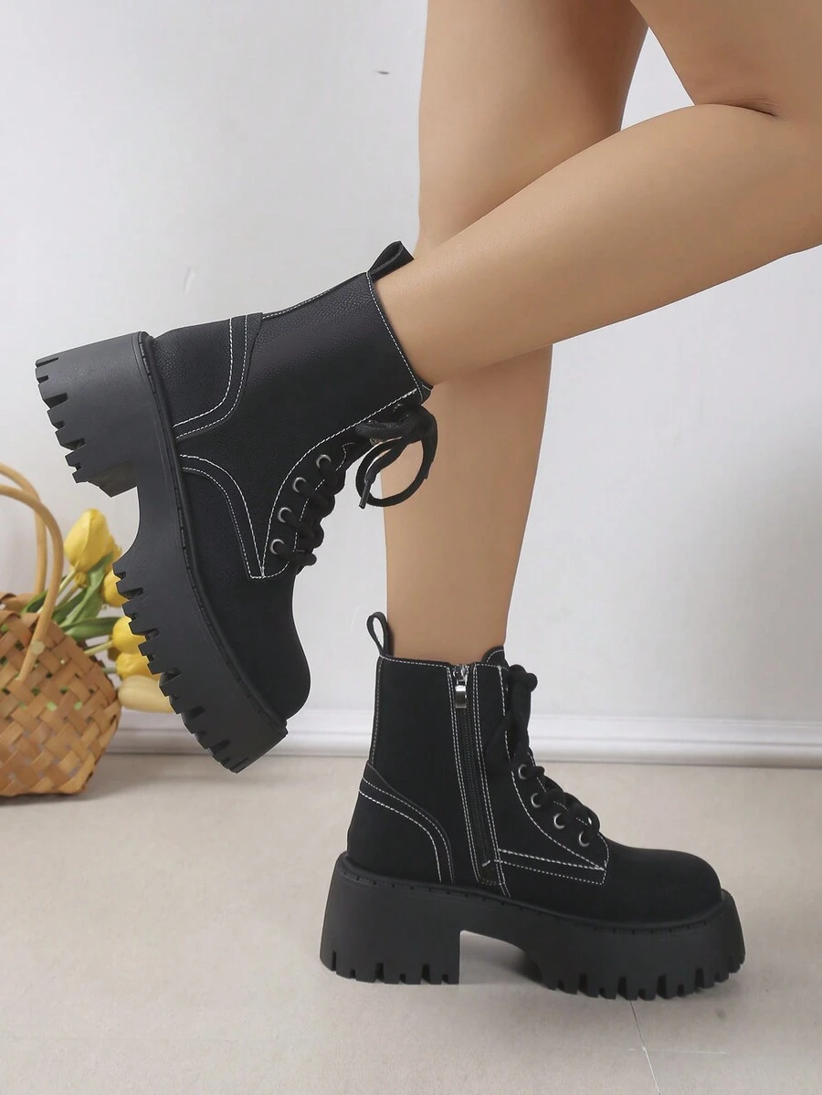 女式黑色踝靴和短靴 - 黑色 - 查看 1