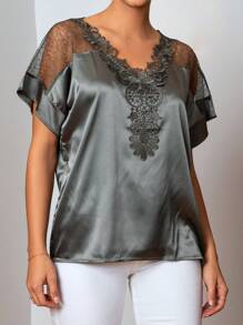 EURMUSE Contrast Lace Batwing Sleeve Blouse - Green - View 5