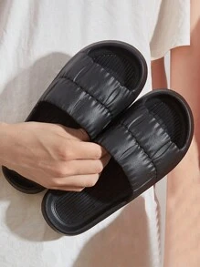 New Fashionable Soft Black Flower Petal Design Eva Material Bathroom Slipper With Slip-resistant And Odor-resistant Properties, Suitable For Indoor Wear By Men - Black - View 2