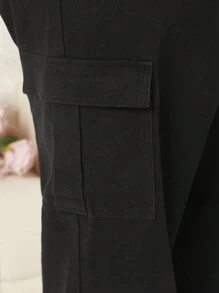 SHEIN CURVE+ 大碼牛仔褲,帶有拉繩腰,帶有蓋口口袋 - 黑色 - 查看 4