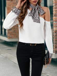 Chiquease Women's Asymmetric Shirt - White - View 4