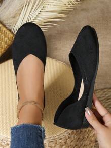 女性平底鞋底鞋