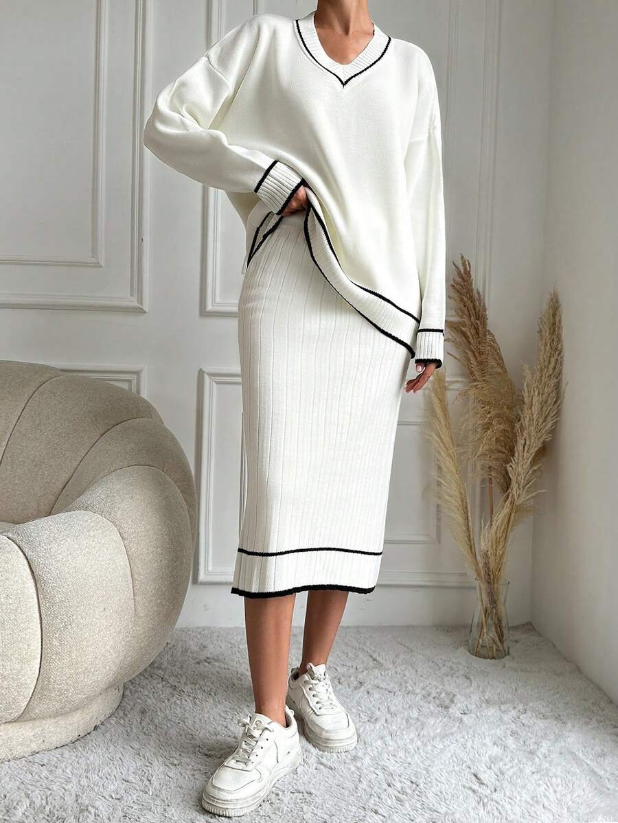 EURMUSE 對比彩色流蘇邊落肩袖套頭毛衣和毛衣半身裙套裝 - 白色 - 查看 1