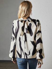 Chiquease Women's Black And White Decorated Long Sleeve Shirt