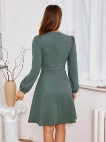 SHEIN Privé 素色燈籠袖洋裝 - 橄欖綠 - 查看 2