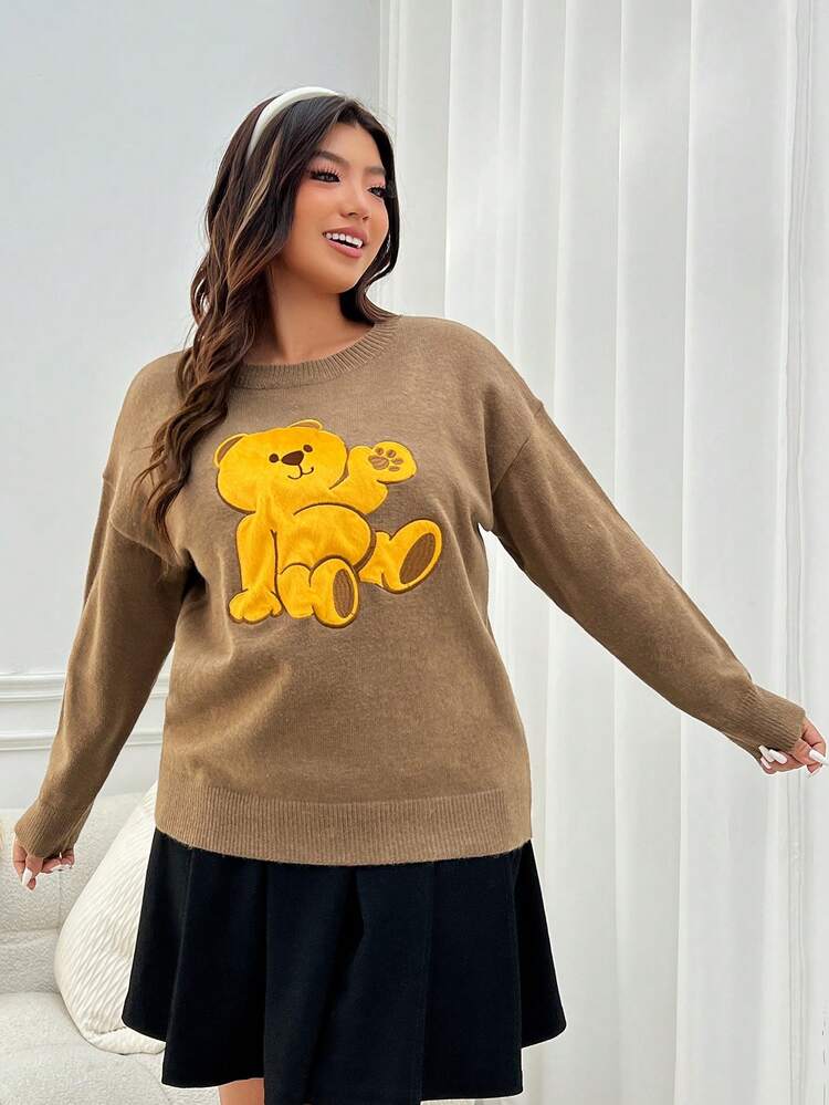 Plus Size Women's Cartoon Bear Embroidery Pullover Sweater