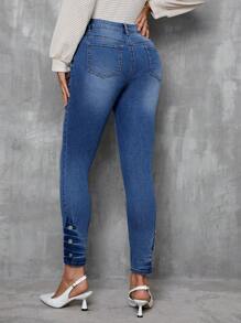 SHEIN LUNE Jeans Ajustados De Mujer Con Bolsillos Inclinados Y Detalles De Botones