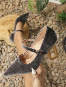 Ladies' Fashionable And Comfortable High-heeled Pumps - Grey - View 3