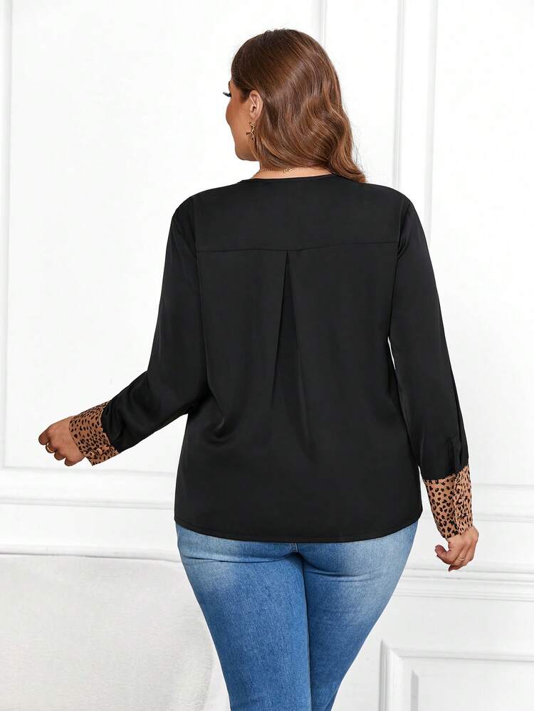 Plus Size Colorblock Rolled Sleeve Shirt