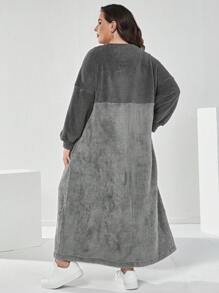 Mulvari 加大尺碼彩塊拼接細節下垂肩毛衣連衫裙保暖服 - 淺灰色 - 查看 2