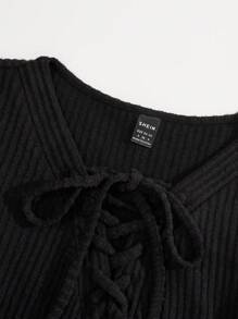 SHEIN Essnce 2 piezas Camiseta con cordón delantero tejido de canalé
